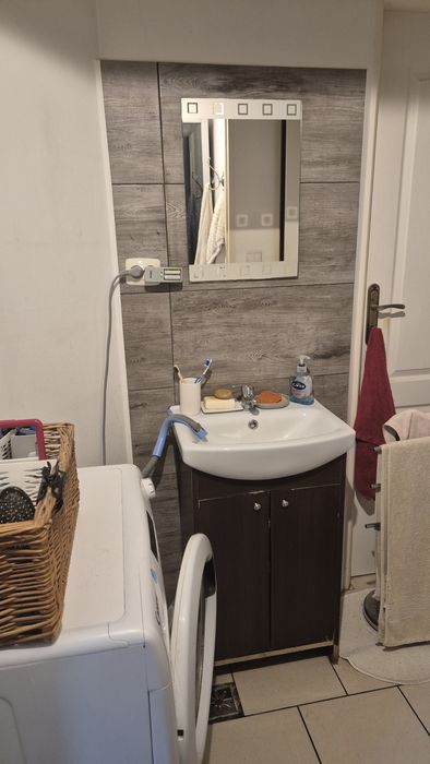 Niezalezna kawalerka ok 34m2 bez czynszu