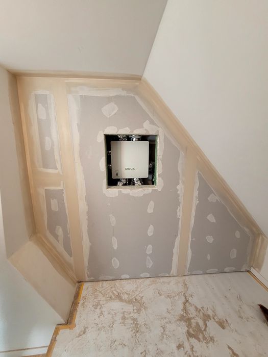 Wykończenia wnętrz, remonty budynków