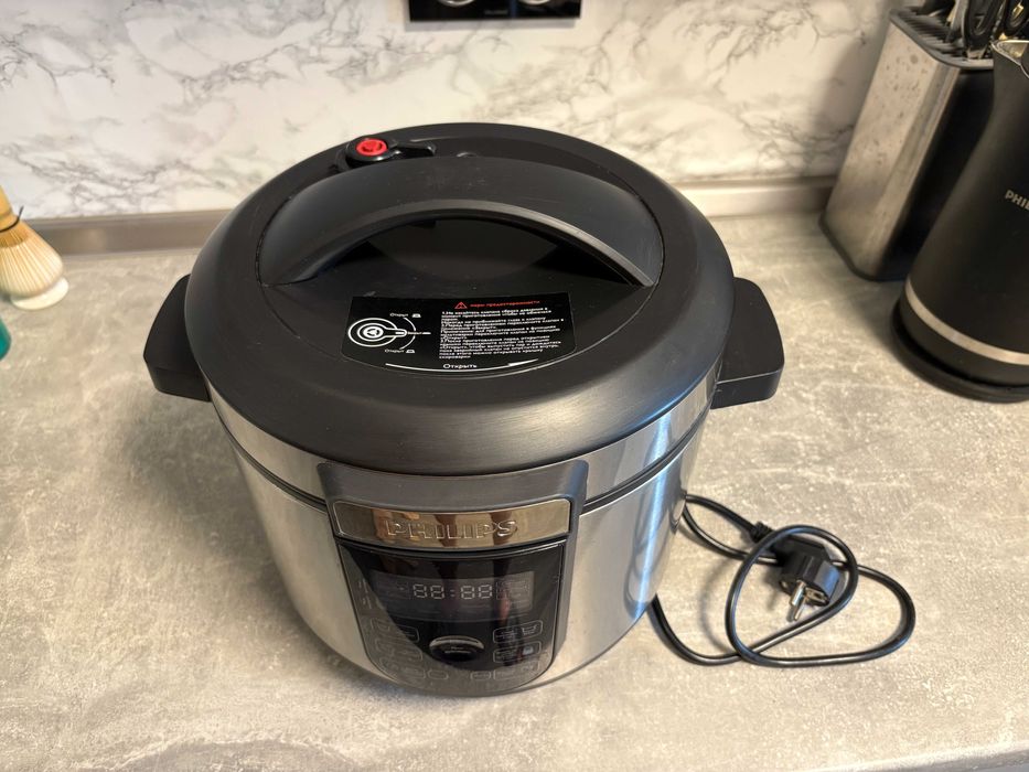 Мультиварка-скороварка PHILIPS HD2173