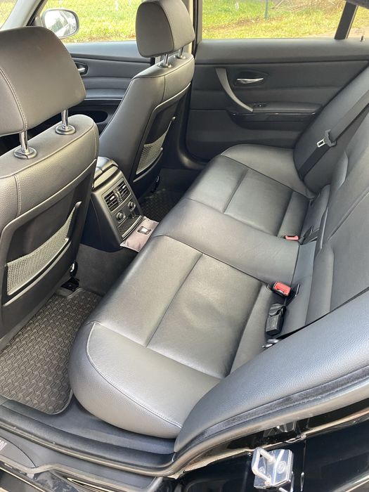 BMW 3 e90 2009r. 2.0 diesel