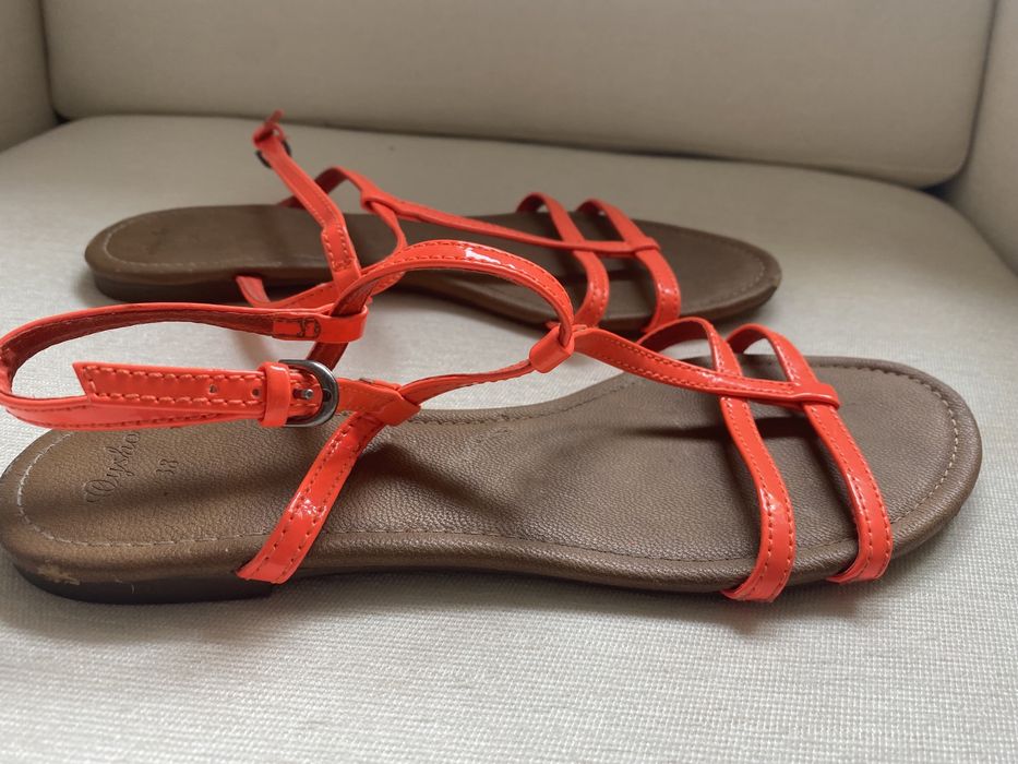 Sandálias rosa Oysho