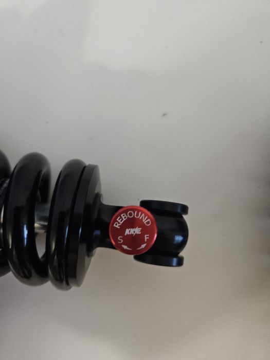 Amortecedores KKE 135mm - Fighter Mini / Trotinete Elétrica (Novos)