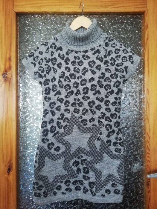 Sweter, bezrękawnik z golfem rozm. S