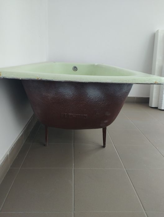 Ванна чавунна (колір світло салатовий)