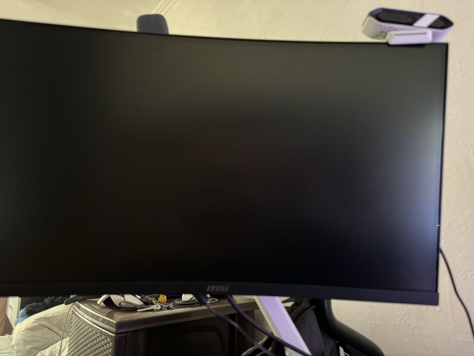 Срочно продам игровой монитор MSI FullHd 180гц