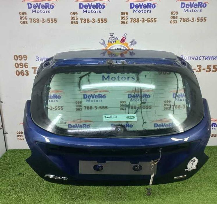 Кришка багажника Ford Focus зі склом оригінальна деталь під заміну