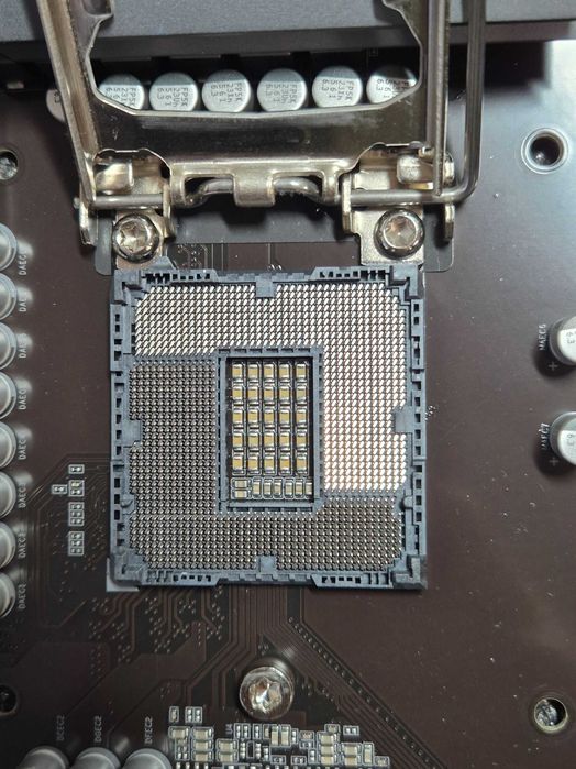 s1200 ігрова материнка Gigabyte Z590 Gaming X. Trade-in