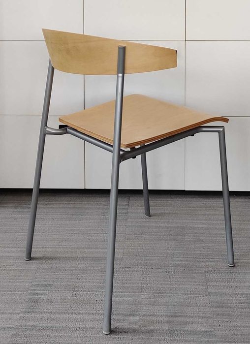 Krzesła do kuchni kantyny KINNARPS drewno brzoza metal nóżki (6 szt.)