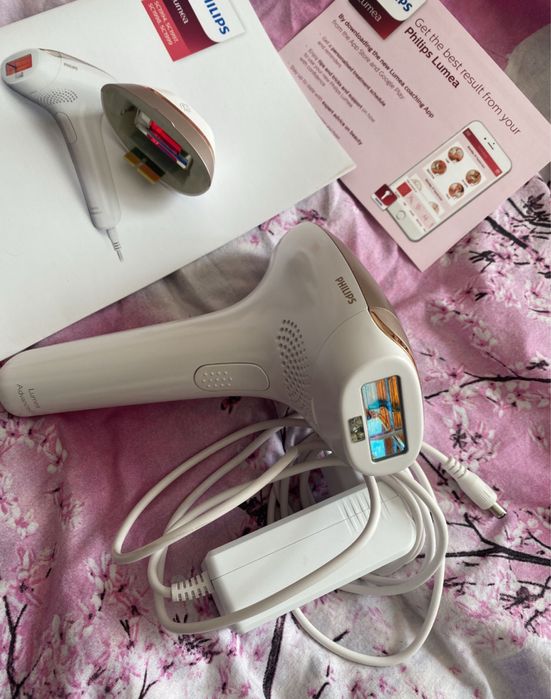 Фотоепілятор PHILIPS Lumea Advanced SC1997/00 в гарному стані