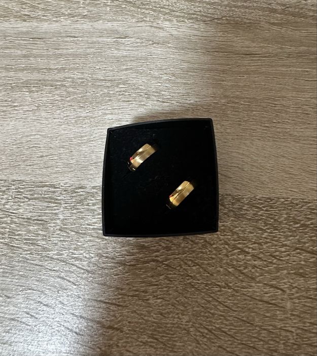 Сережки-кільця Boccia Titanium з матовим і полірованим позолоченим покриттям, 15 мм