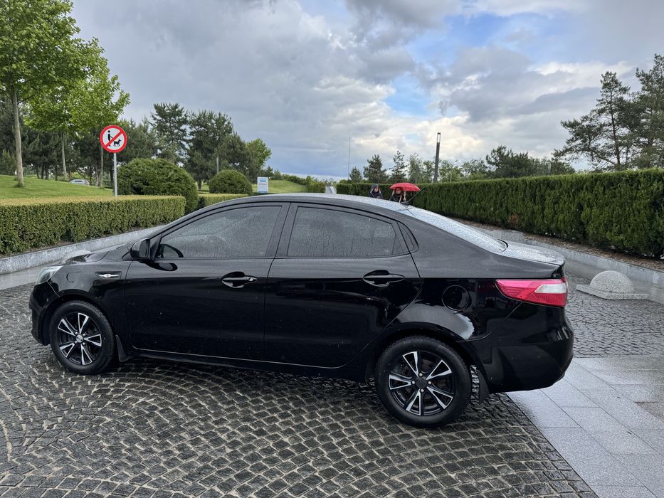 KIA RIO 2013г.Второй владелец.
