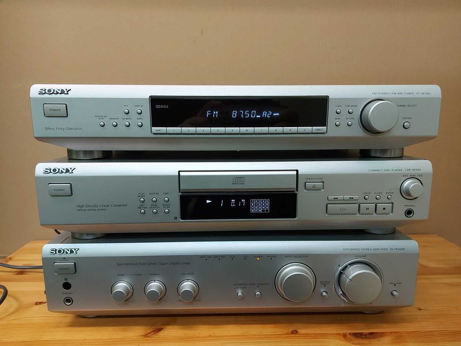 wieża stereo zestaw Sony / wzmacniacz + tuner + odtwarzacz cd
