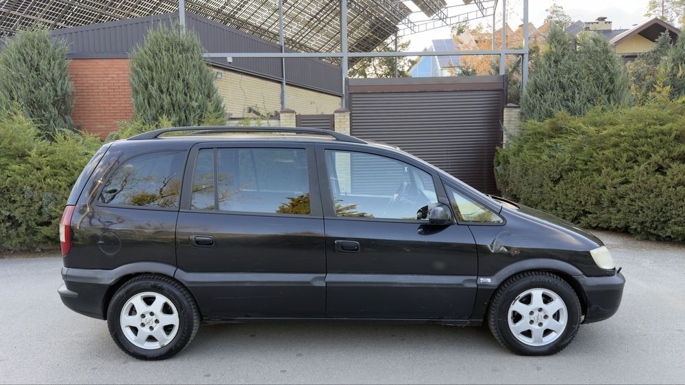 Opel Zafira 2.2 Турбодизель