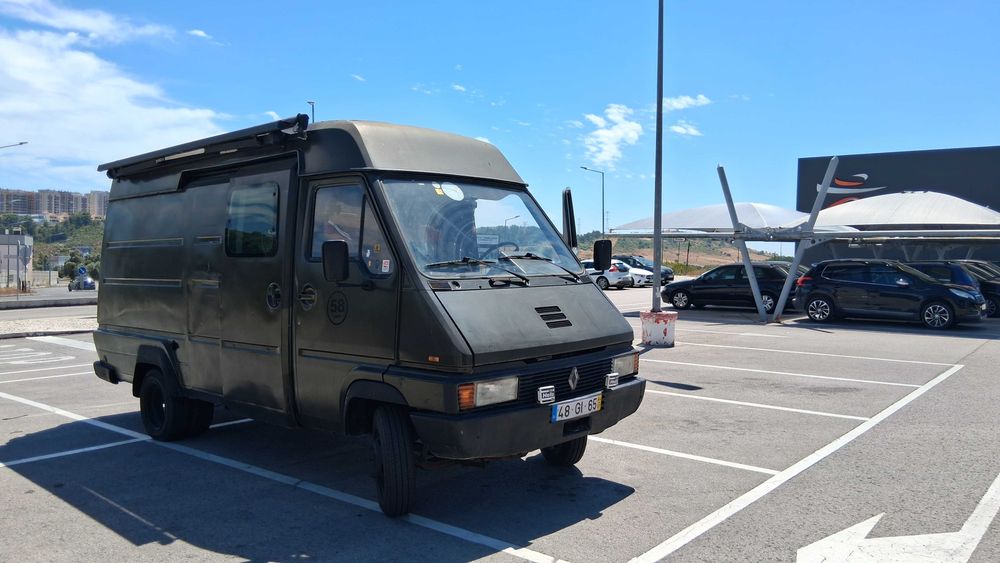 Renaul Trafic campervan