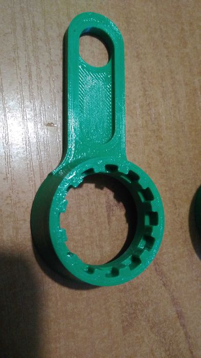 Ключ для Suntour вилок