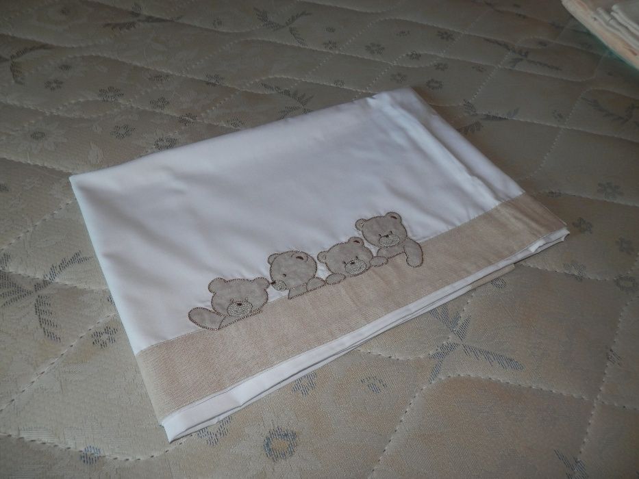 Conjunto Pré-Natal Contorno + Colcha + lençol + bolsa biberão