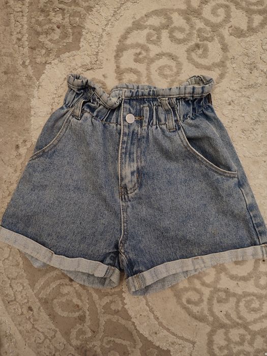 Шортики для дівчини