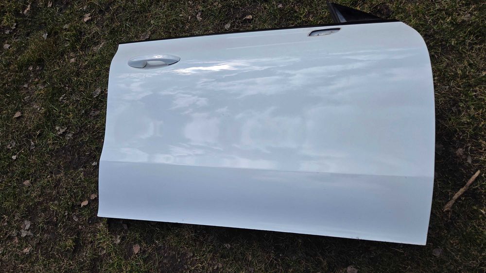 Mercedes CLA 118 w118 drzwi przód tył sedan białe przednie tylne
