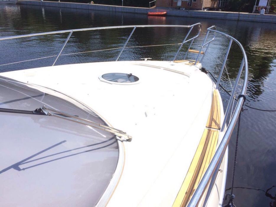 Яхта Atlantis 345 SC