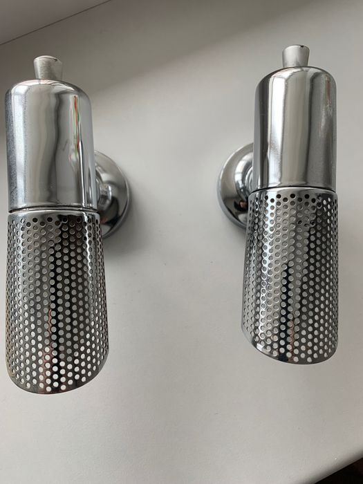 Продаю настенные светильники