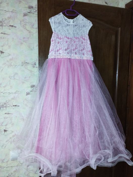 Продам дитяче плаття