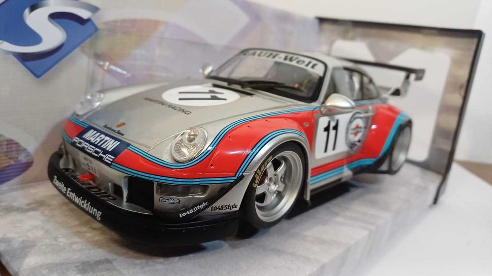 1/18 Porsche RWB Martini Racing - Solido