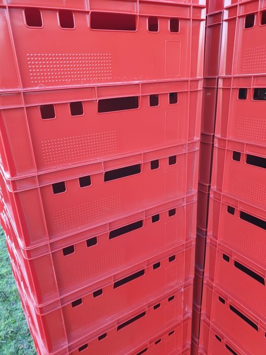 Sprzedam Skrzynki Pojemniki E 2 EURO 2