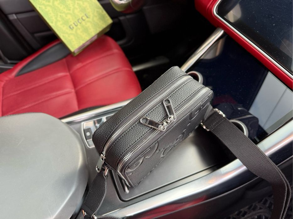 GyCCI сумка мужская черная уничекс оригинал кожаная кожаный