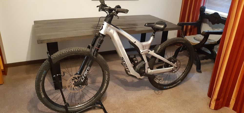 Scott strike 920 32km/h bosch cx smart 750wh + 250wh