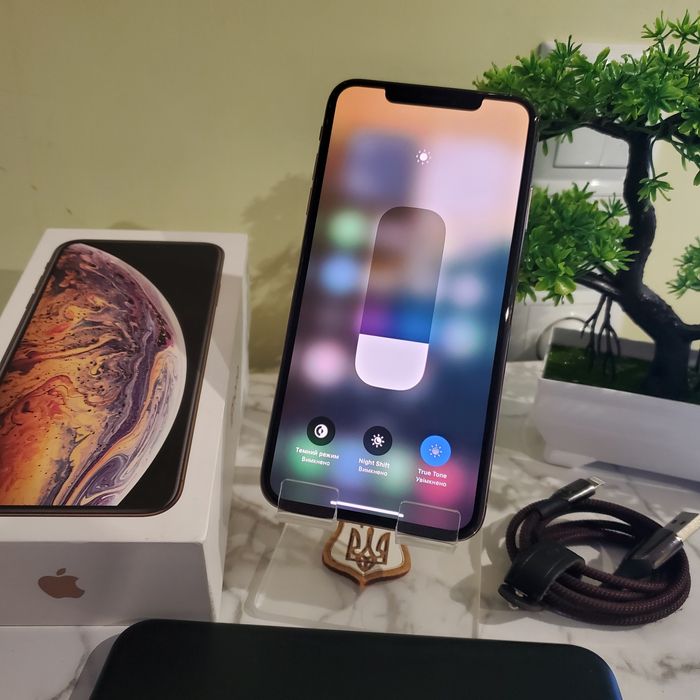 iPhone XS Max 64GB Gold Neverlock