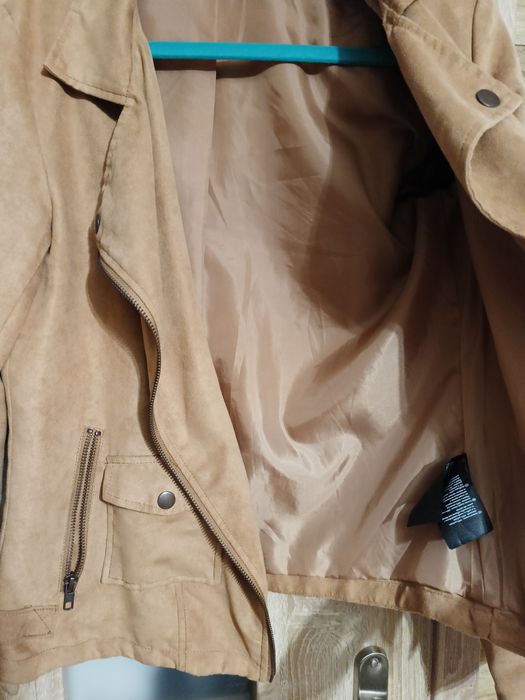 Wiosenna kurtka zamszowa camelowa 36