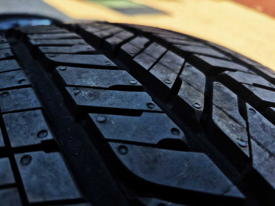 Jeep Wrangler JL/JK Rubicon Gladiator Sahara Nowe Oryginalne Alufelgi Koła Całoroczne 18 Cali-5szt