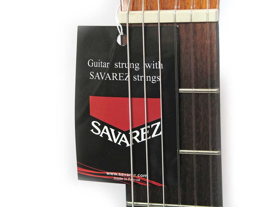 Dobra gitara klasyczna 4/4