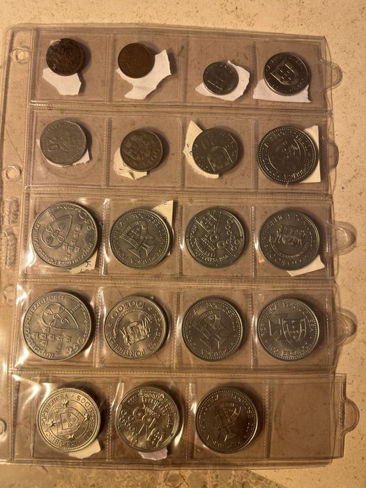 Coleção de moedas antigas portuguesas