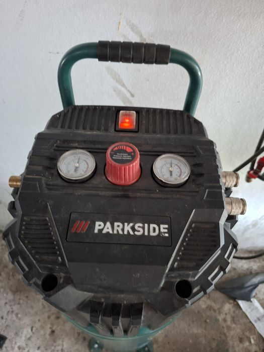Kompresor stojacy 50 l