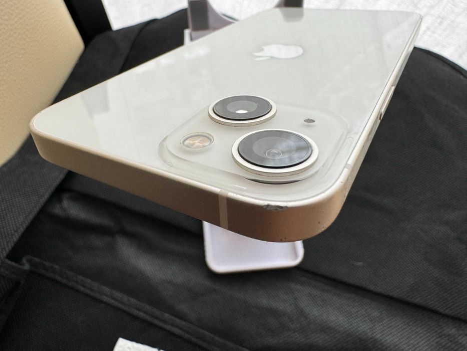 iPhone 13 White in Very Good Condition64409551300098122