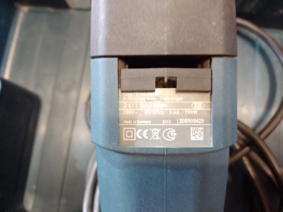Перфоратор  BOSCH GBH 2-24D