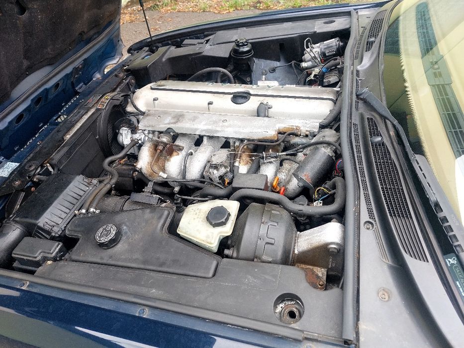 Jaguar XJ 6 3.2 litra bardzo dobry stan orginalny.