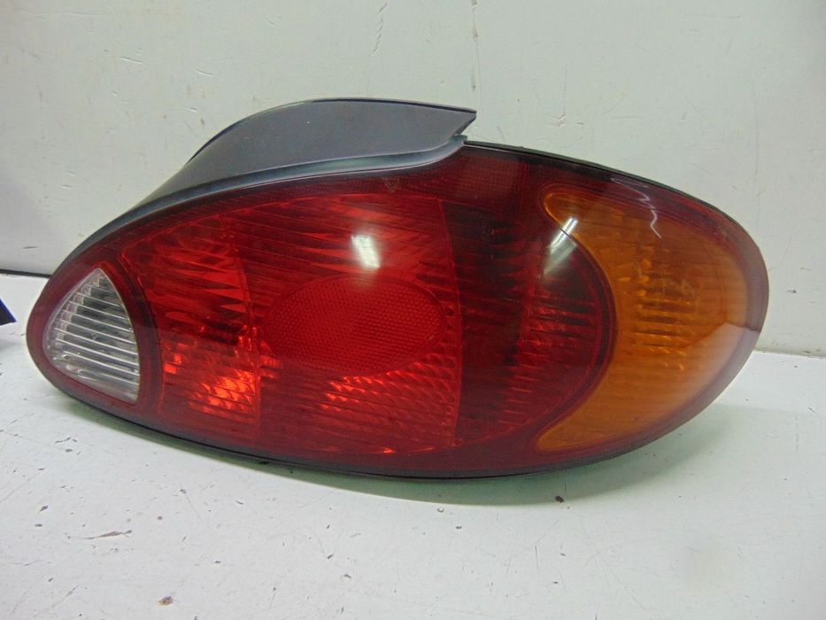 Hyundai Lantra farolins