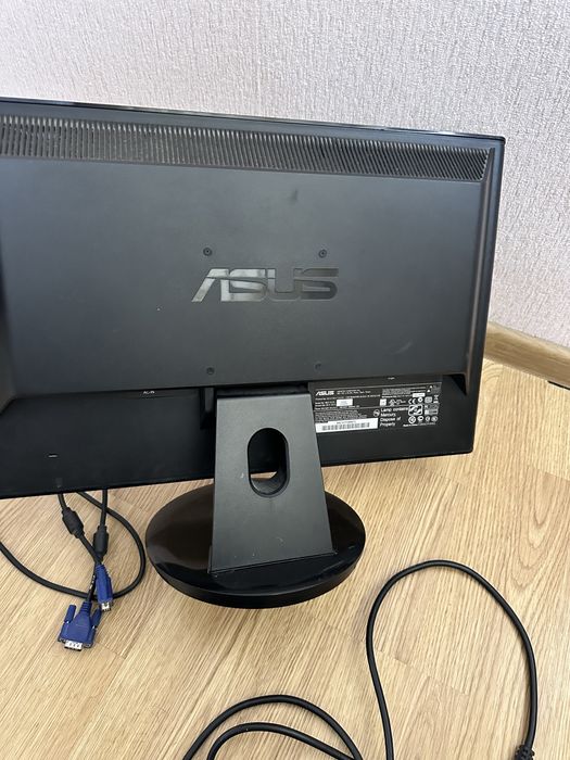 Монітор Asus дисплей