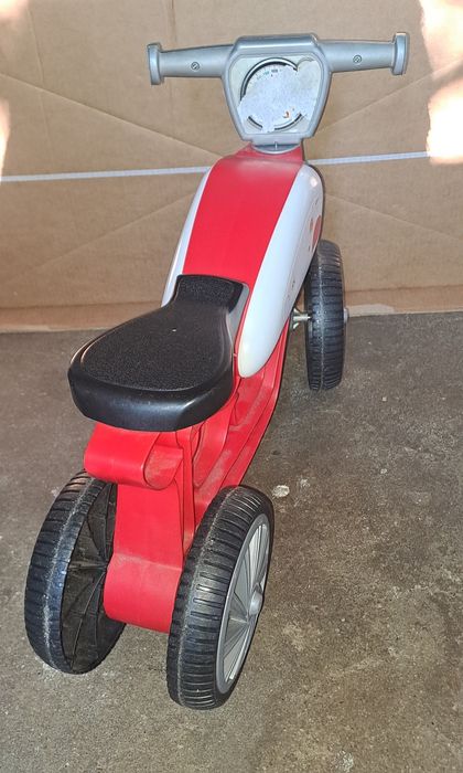 Triciclo sem pedais