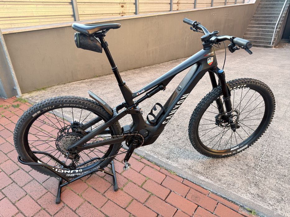 Canyon Spectral : On CF 8 2023 ( tamanho : L )