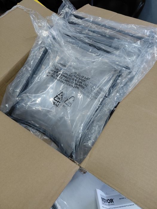 Suporte em metal para garafões de agua