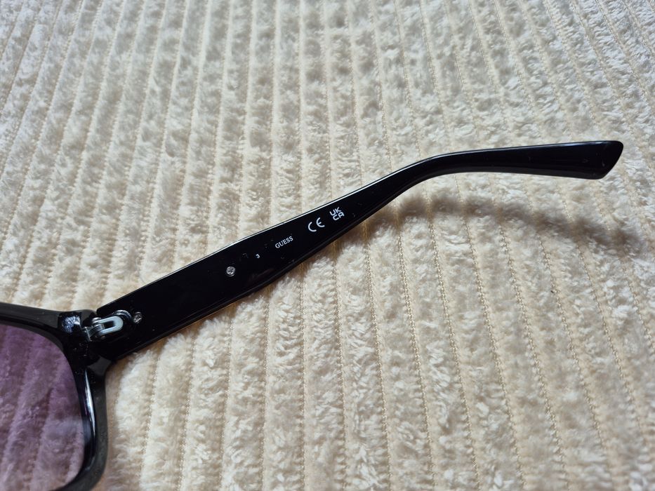 Okulary przeciwsłoneczne Guess GO 0004 01B