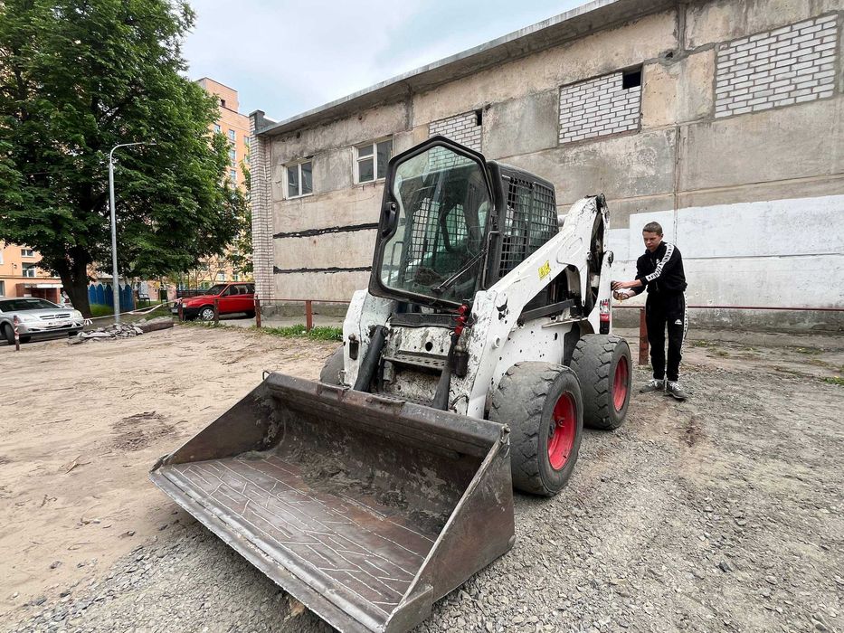 Послуги бобката, бобкет, bobcat. Гідромолот гідробур, Вилочний навантажувач