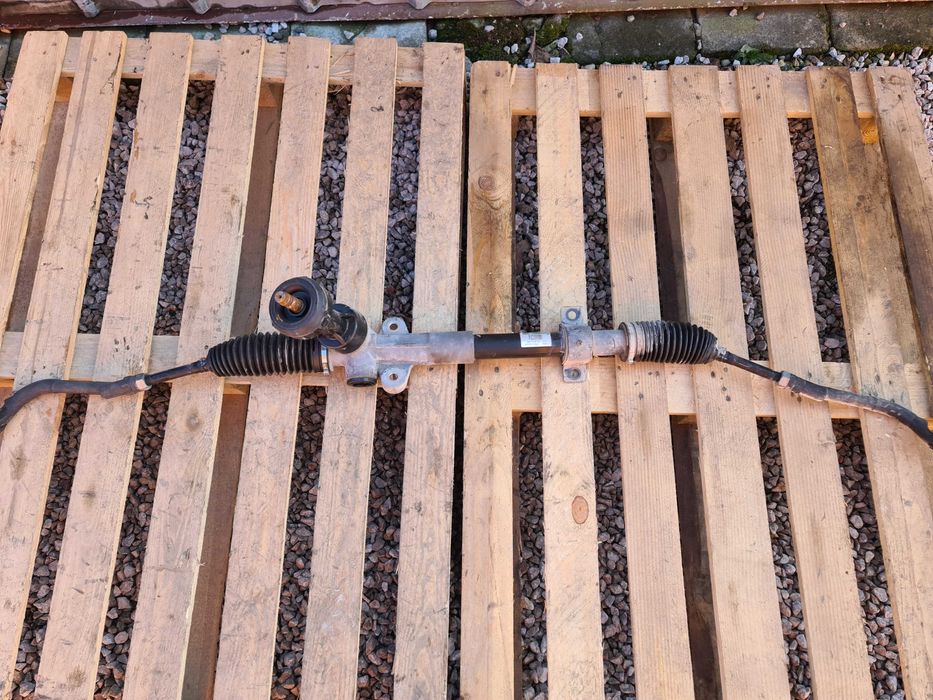 Рульова Рейка KIA Carens IV 4