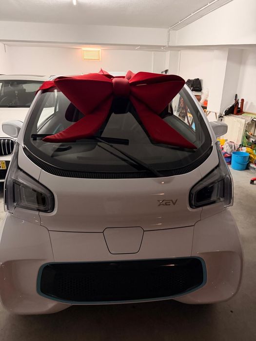 Carro Xev Yo Yo 2026 matrícula abril com 2 anos de garantia