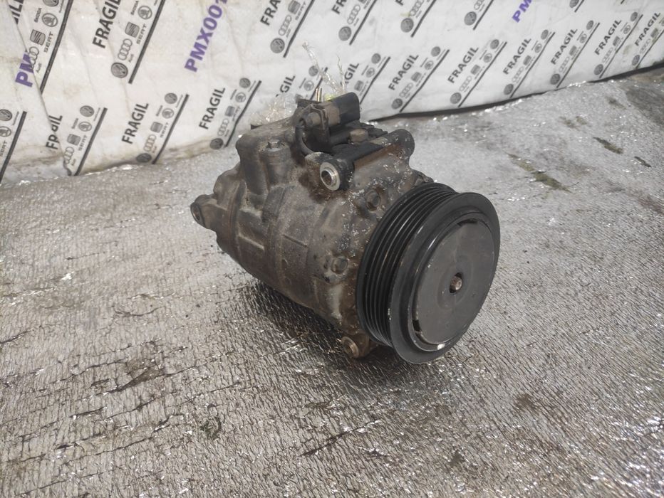 Компресор кондиціонера насос трубка VW Volkswagen Touareg NF Туарег