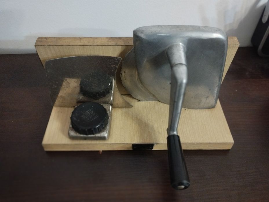 Krajalnica do pieczywa PRL