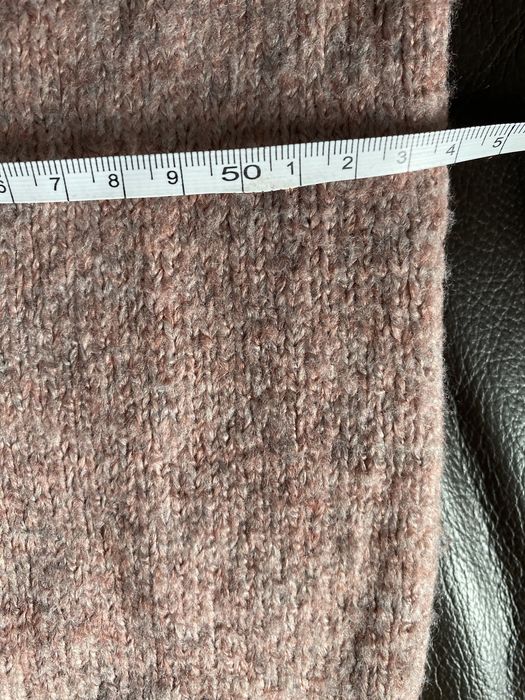 Светрик пильно рожевий з паєтками